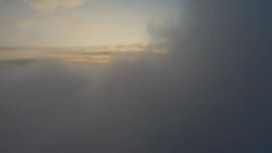 穿透云层的朝阳视频素材模板下载
