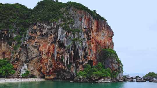 莱利的Phra Nang海滩，陡峭的石灰