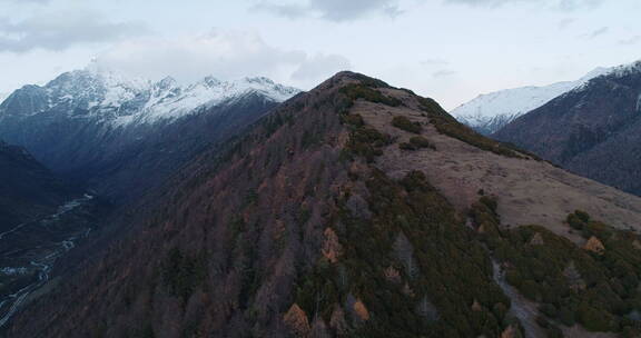 四姑娘山锅庄坪航拍风景