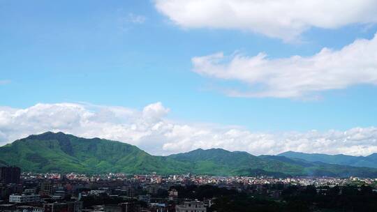 小镇天空云朵延时山蓝天白云夏天小清新乡村