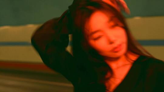 王家卫电影风格|隧道