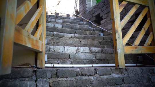 古老青砖台阶