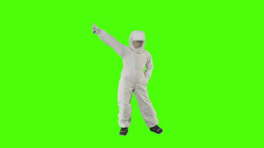 一个穿着白色防护服的人在舞动视频素材模板下载