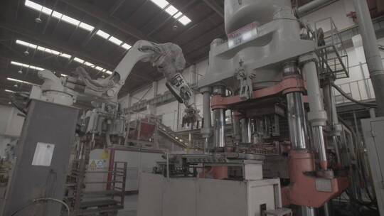 菱镁产业钢铁行业镁碳砖加工车间LOG视频素材模板下载