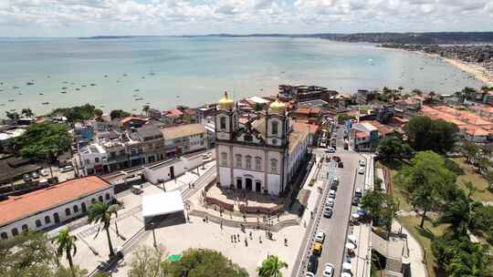 巴西巴伊亚州萨尔瓦多市中心的邦芬教堂。旅游明信片。
