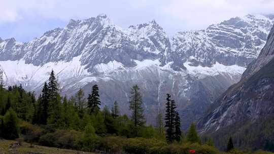 四姑娘山双桥沟景区