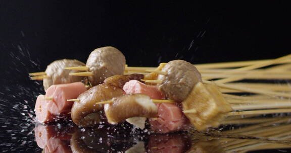 2K高速摄影钵钵鸡的串串肉食