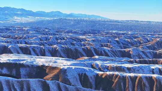 4k航拍冬季雪后祁连山草原