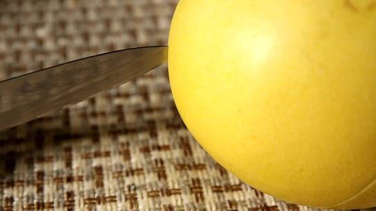 【镜头合集】勺子餐刀剥柚子的窍门