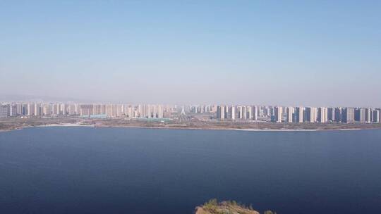 航拍傍晚太原晋阳湖公园美景