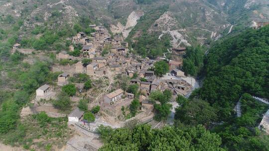 大汖村小布达拉依山而建古村落山谷