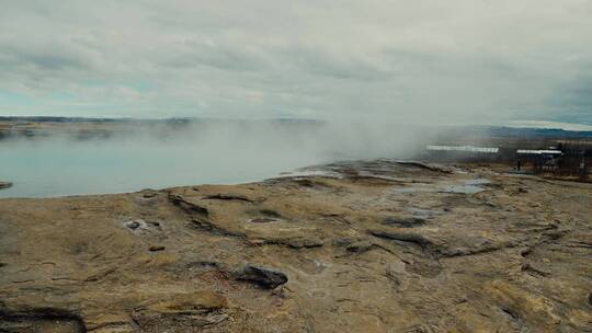 冰岛的地热泉