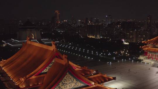 航拍夜晚国家剧院景观