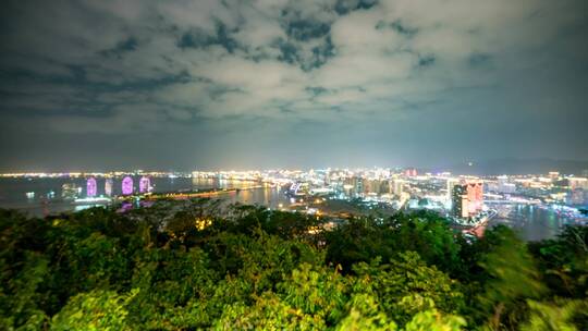 三亚城市海景房夜晚夜景延时