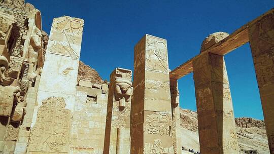 埃及女王神殿的石柱