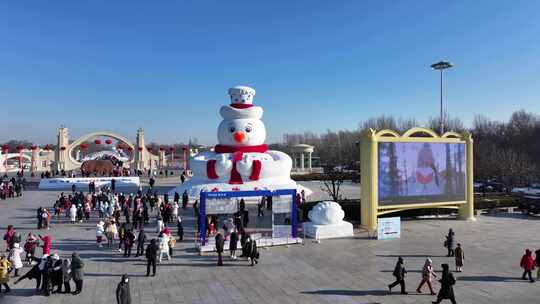 哈尔滨太阳岛雪博会大雪人航拍