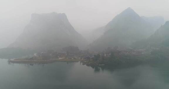 山水迷雾 湖南湘西首八峒村