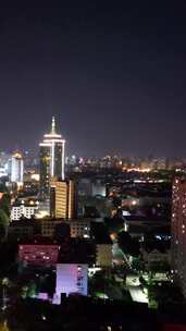 竖版航拍山东济南老城区城市夜景