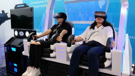VR眼镜虚拟体验中周游世界视频素材模板下载