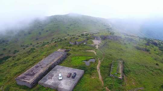 航拍武夷山黄岗山最高峰峡谷草甸森林云海