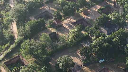 航拍河南陕州三门峡地坑院