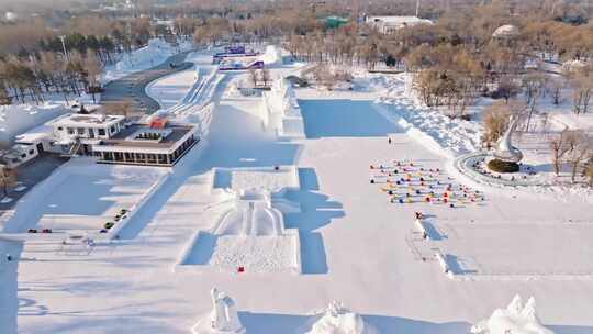 中国黑龙江哈尔滨太阳岛雪博会雪雕航拍