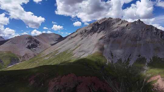 高原  大自然 垭口  大山 草原