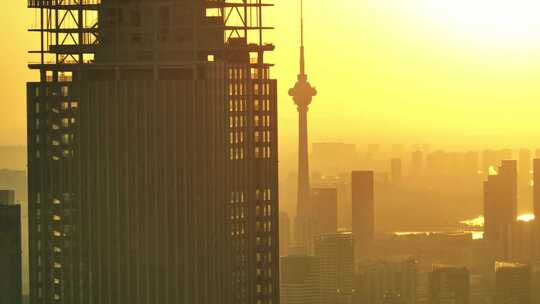 长焦航拍夕阳下的天津广播电视塔
