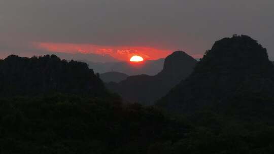 云南普者黑日落夕阳