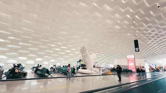 深圳机场候机大厅