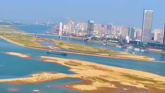 江西南昌红谷滩区高楼大厦赣江江景城市风景