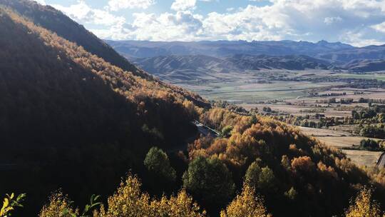 自驾旅行川西高原大峡谷美景