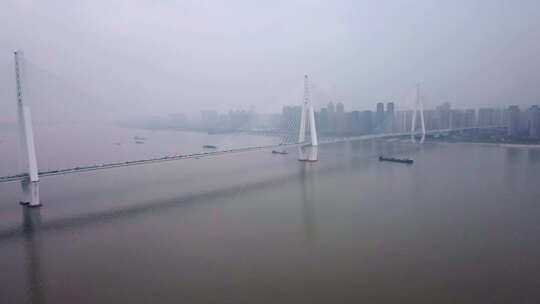 航拍武汉三七长江大桥 雾景