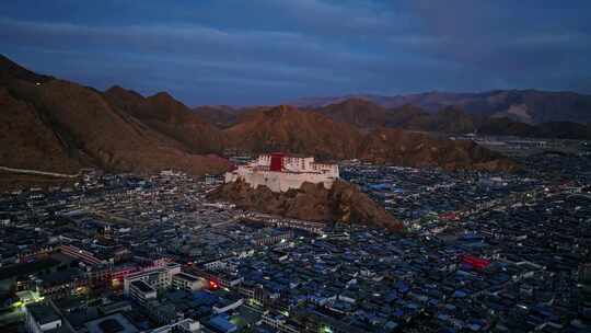 西藏日喀则宗山遗址古堡蓝调日出高空航拍