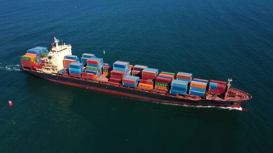 货轮 远洋货轮 集装箱船 轮船 海运视频素材模板下载
