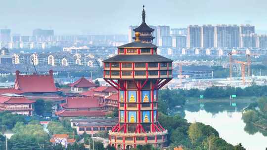 航拍扬州高旻寺运河河道寺庙塔游客全景空景