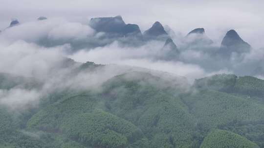 航拍绿色山林云海