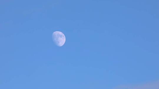 白日蓝天月光月亮
