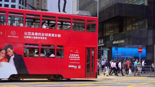 香港叮叮车车流行人街景