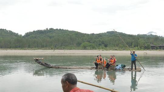 浙江温州楠溪江景区竹筏漂流