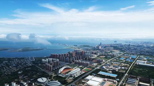 穿越云端，瞰见锦州滨海新区的蔚蓝诗篇高清在线视频素材下载
