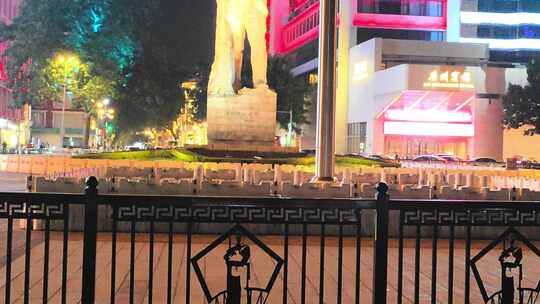海珠广场解放军雕像