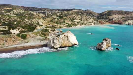 Petra tou Romiou（阿芙罗