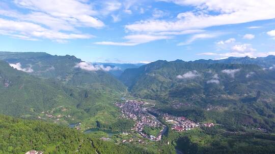 4K航拍壶瓶山山区全景