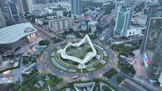 武汉光谷国际广场航拍转盘车流交通俯拍圆盘