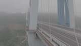 平塘大桥近景航拍高清在线视频素材下载