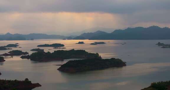 杭州建德千岛湖清晨日出光影风光