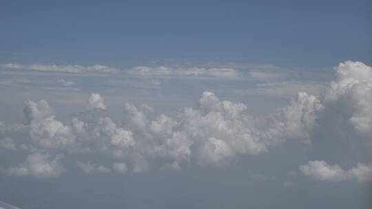 4K高清飞机航班拍摄云朵漂浮镜头