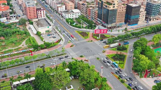 东莞茶山南路和安泰路交汇处中景拉升