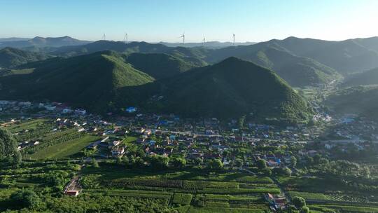 航拍辽宁千山山谷村庄